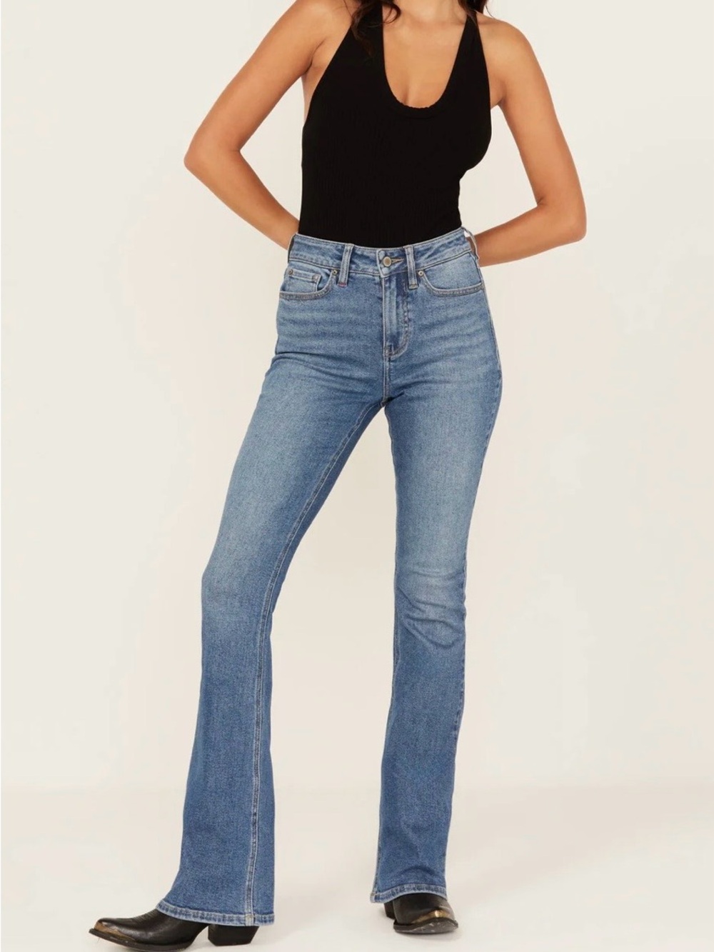Idyllwind Legend by Miranda Lambert Medium Blue Flared Denim Jeans Size 10W
32 L